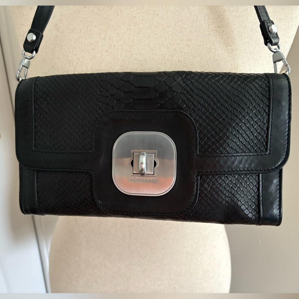 Longchamp Gatsby Leather Clutch Black Leather Python Print 
Silver Hardware